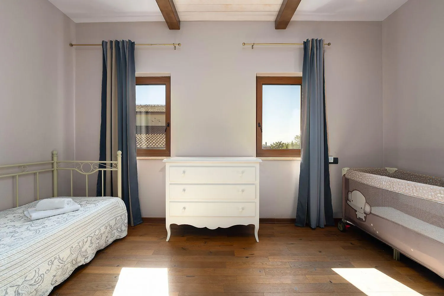 Idyllische Villa Mit Panorama Meerblick, Privatpool, Babybett, Aussendusche, Umgeben Von Oleander Und Oliven Poreč